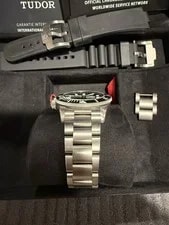 Tudor Pelagos 39mm Black Dial 200m Diver Auto Chronometer Box Papers Strap 3