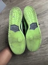 Nike the Powerpuff Dunk Pro SB QS Low Buttercup 4