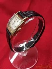Omega K18 Square 2