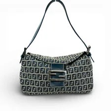 Fendi — Auth Fendi Mama SKC026 — Handbag — resale