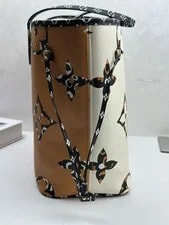 Louis Vuitton Neverfull Giant Jungle Print With Matching 4
