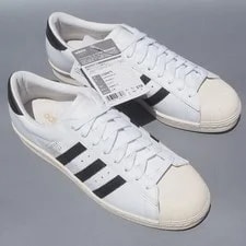 Adidas Originals — 2017 Adidas Originals Superstar OG Ftwwht Cblack Cwhite Us9 — Sneaker — resale