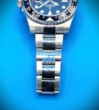 Rolex GMT-Master II 116710BLNR Silver Oyster Bracelet With Blue and Black Bezel 4