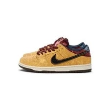 Nike SB — Nike SB Dunk Low City of Cinema FZ1278-200 NEW 7.5 9 — Sneaker — resale