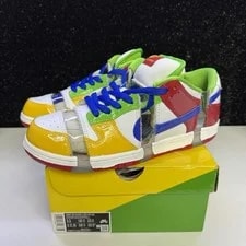 NIKE — Nike Dunk Low SB Sandy Bodecker — Sneaker — resale