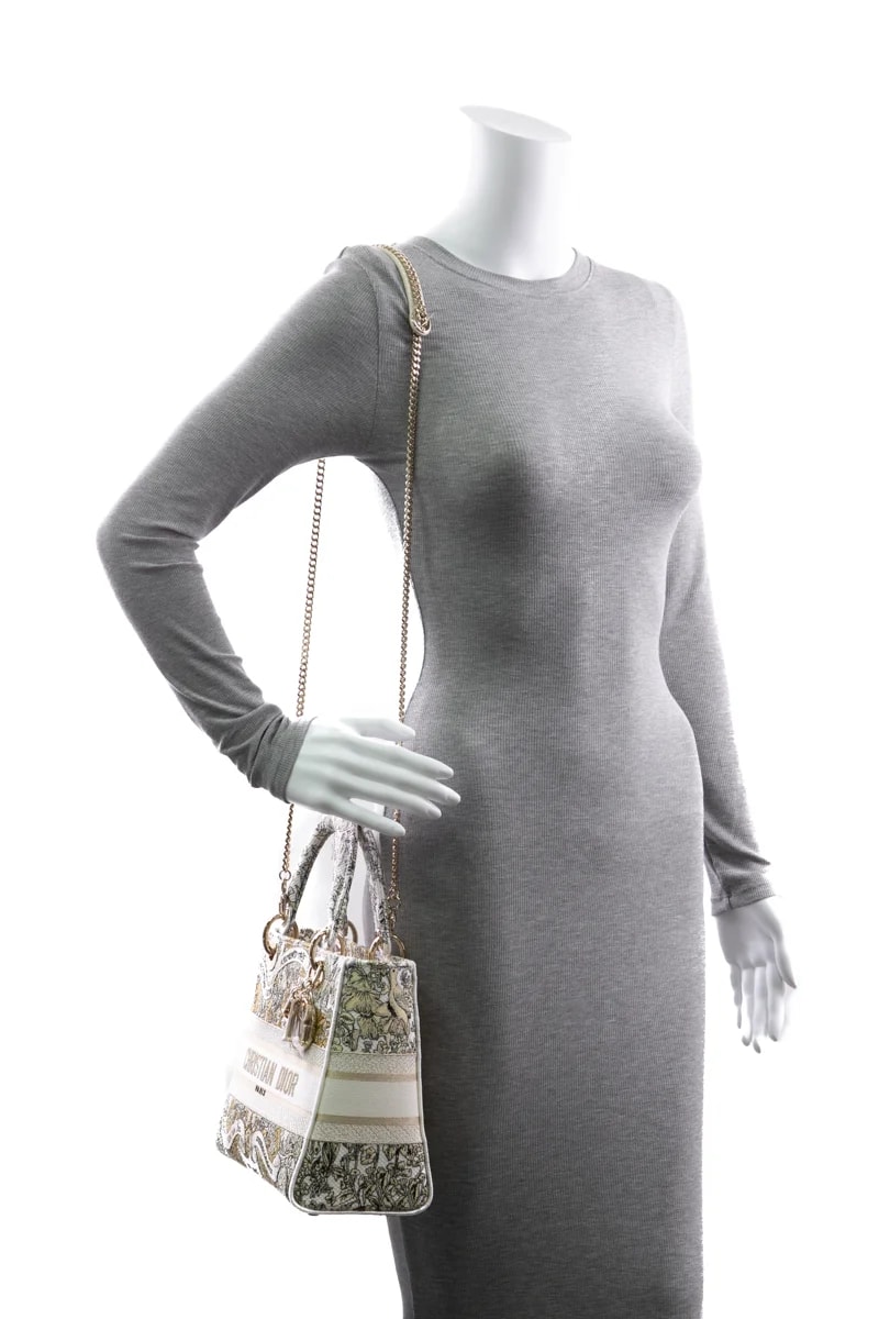 Around the World Medium Lady D-Lite 2