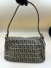 Fendi Small Mama Baguette 3