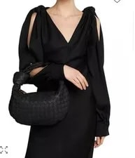 Bottega Veneta — Bottega Veneta Jodie Teen - Never Worn ! — Handbag — resale