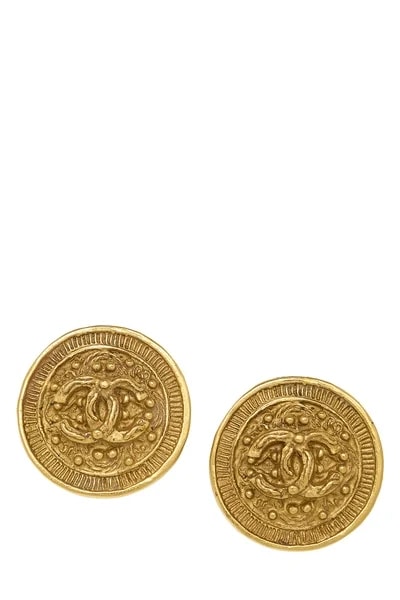Chanel — Filigree 'CC' Round — Jewelry — resale