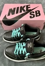 Nike SB — Nike SB Dunk Low Supply Co. Black Diamond - Size 8 M (9.5 W) — Sneaker — resale
