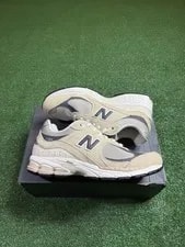 New Balance — Size 8 - New Balance 2002R — Sneaker — resale