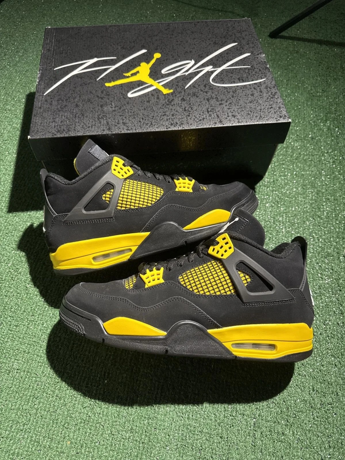 Jordan — Jordan 4 2023 — Sneaker — resale