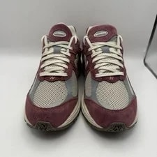 New Balance Sz 8.5D 2002R Casual Deep / |U2002RS| 10 2