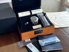 Special Edition Panerai Luminor 1950 Titanium DLC 47mm PAM00629 2