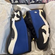 Air Jordan — Size 11 - Air Jordan 14 Retro 2015 Low Laney — Sneaker — resale
