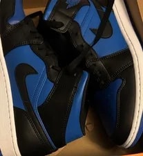 Air Jordan — Air Jordan 1 Retro High OG 'Dark Marina ' — Sneaker — resale