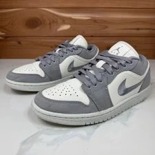 Air Jordan 1 Low SE DV0426-012 Athletic Shoes 2