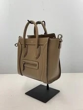 Celine Luggage Shopper Plain 189243DRU.09SO 2