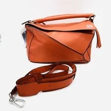 HJ-022 Loewe Medium Puzzle Handle 2