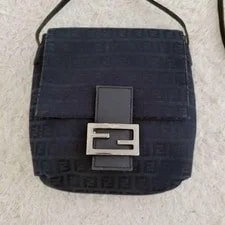 Fendi Mamma Baguette Crossbody Japan 2