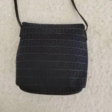 Fendi Mamma Baguette Crossbody Japan 3