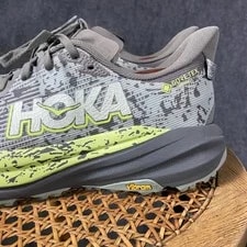 Hoka Speedgoat 6 Running Shoes 10.5D Gym Run Vibram Excellent 2