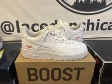 NIKE — Size 9.5 - Nike Air Force 1 Low Supreme — Sneaker — resale