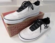 Palace X LOW ' Vans 2023 Limited Edition 2