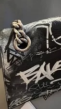 Balenciaga ’S Medium Grafiti 4