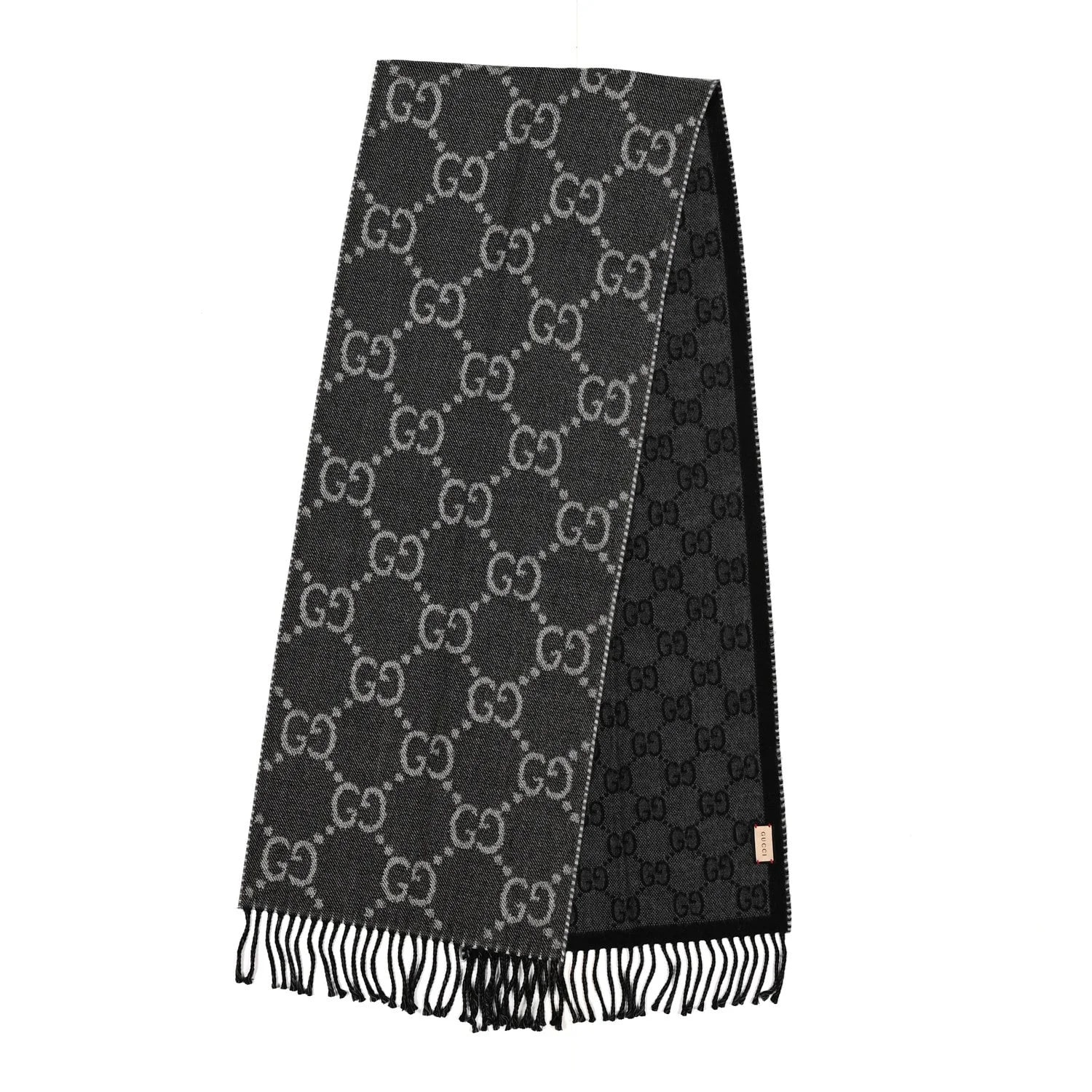 GG Scarf 2