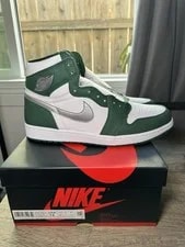 Air Jordan 1 Retro High OG ‘Lucky ’ 4