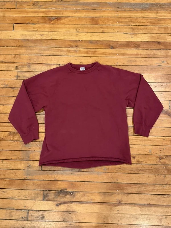 Walla walla red made in japan crewneck sweatshirt — streetwear — resale