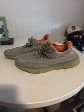 Yeezy — Yeezy Boost 350 V2 Desert ’S 11 — Sneaker — resale