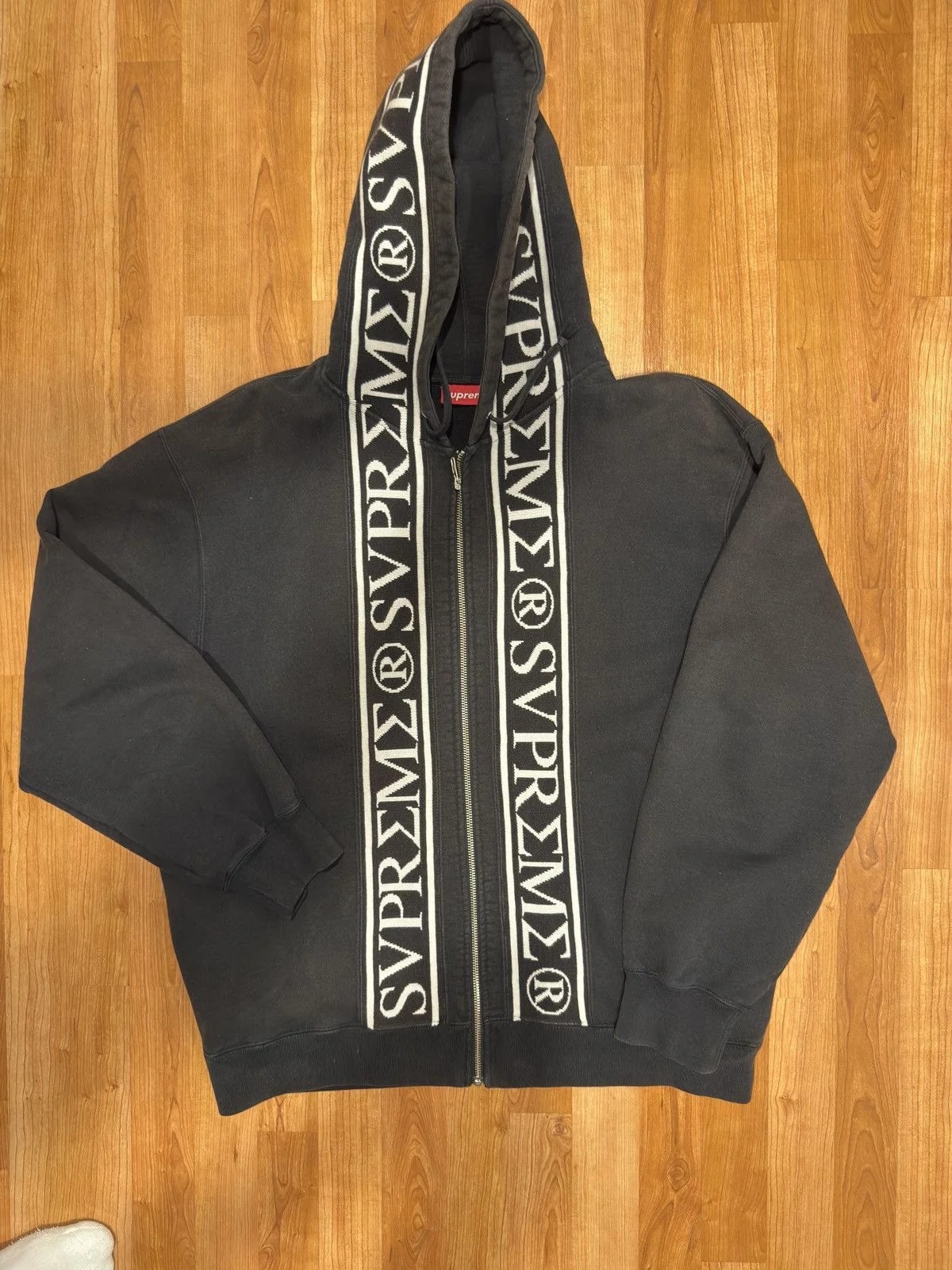Supreme — Supreme Roman Zip Up Hoodie — streetwear — resale