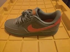 Nike Air Force 1 Low Low Top Lace-Up Athletic Solid 4
