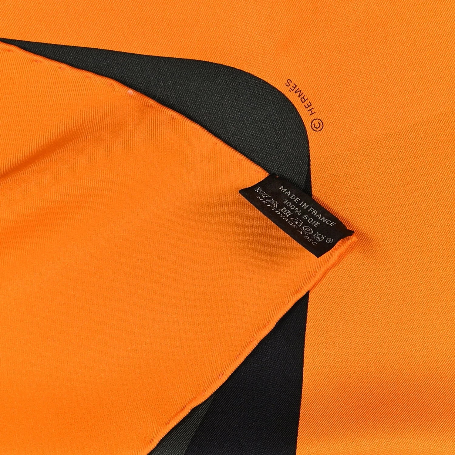 la Serpentine de Pierre Scarf 90 3