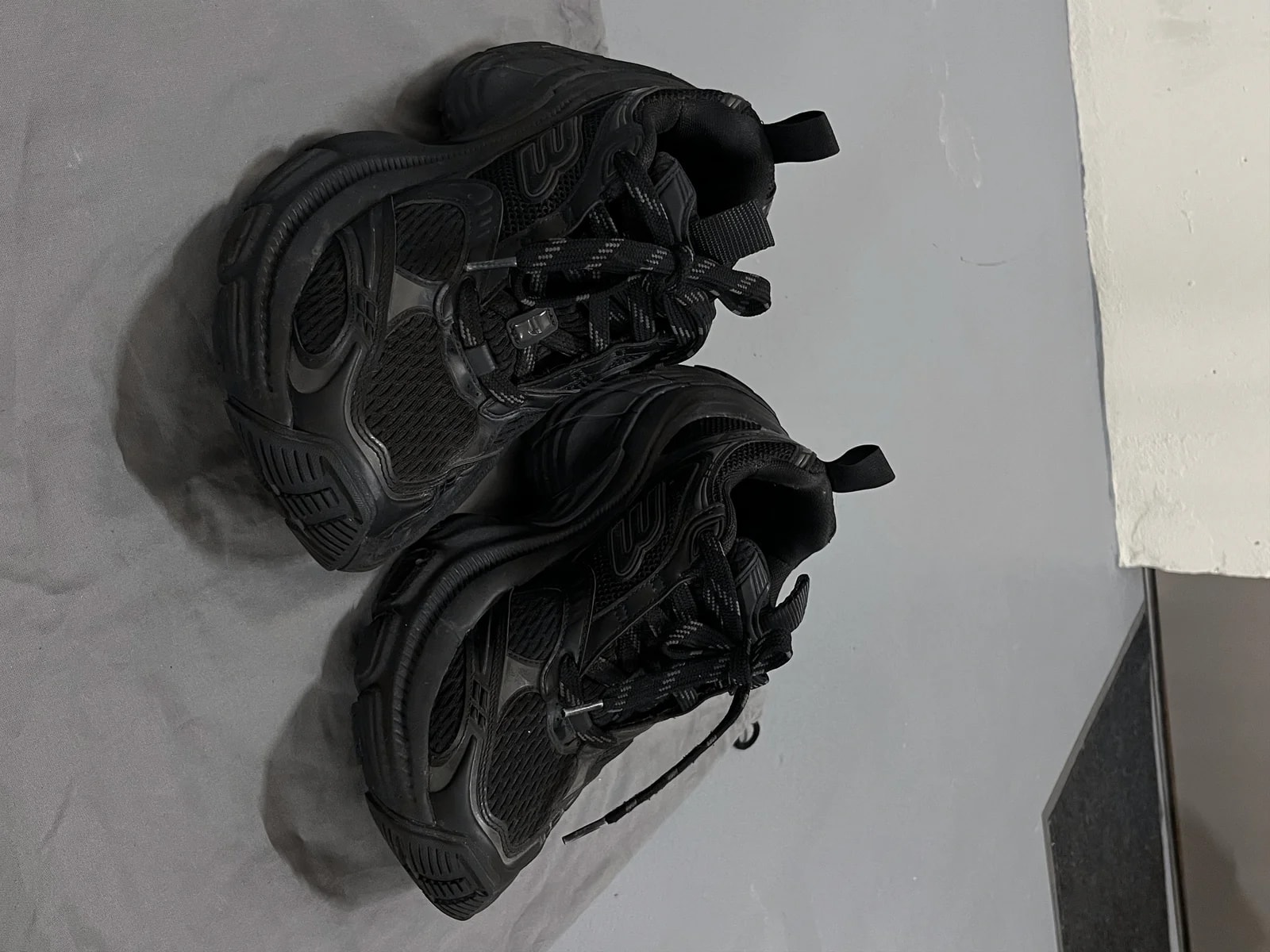 Balenciaga 10xl 2