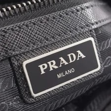 Prada +Saffi 4