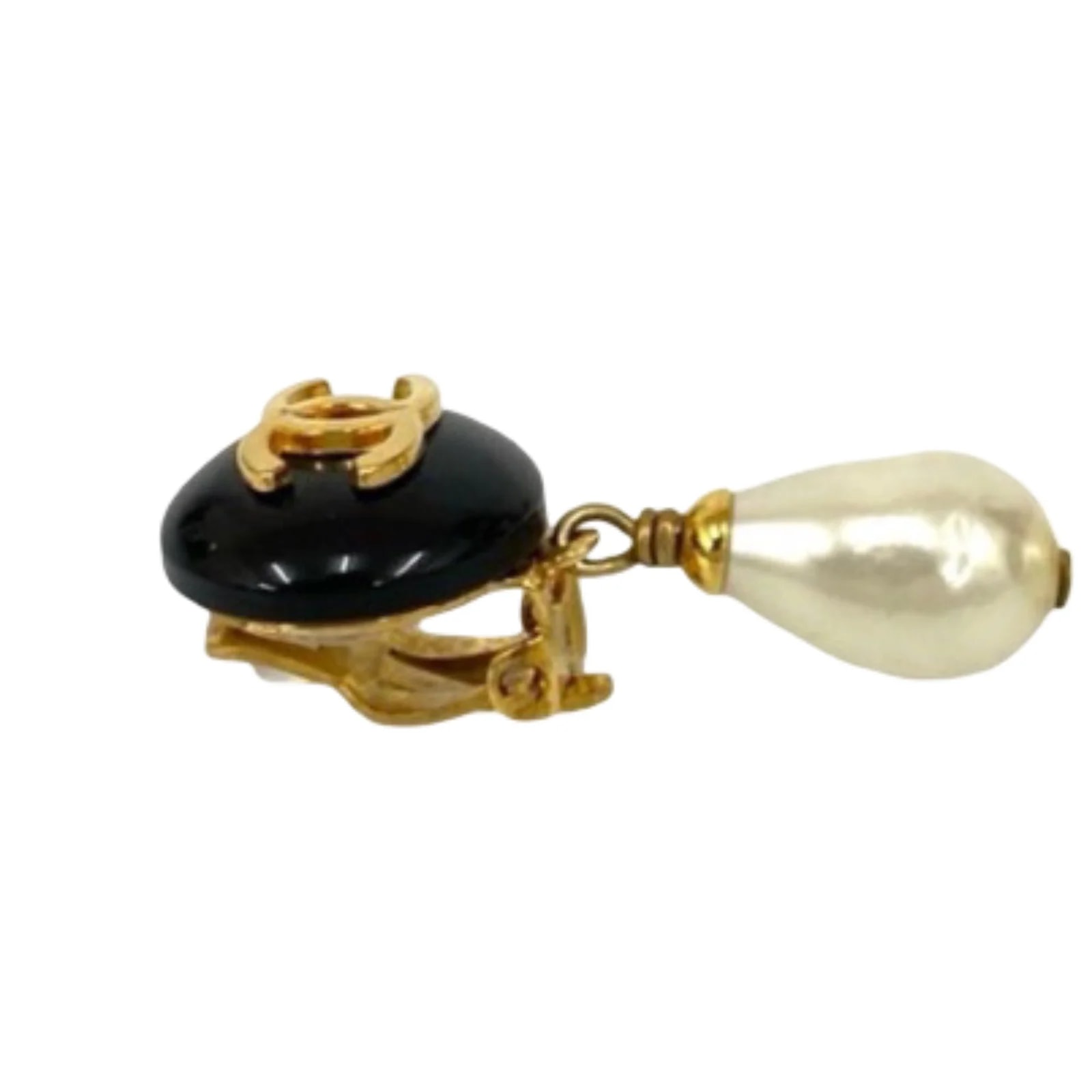 CC Resin and Faux Drop Clip on 4