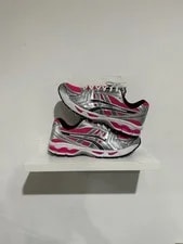 Asics — Asics GEL Kayano 14 GLO Size 11.5 Preowned — Sneaker — resale
