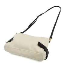 Bottega Veneta () 3