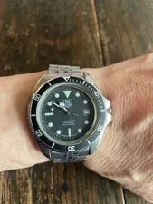 Tag Heuer — Tag Heuer Professional Divers 2000 Automatic Volume — Watch — resale