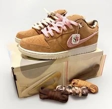 Nike SB Dunk Low “Biscuits & Brew” - ’S 3