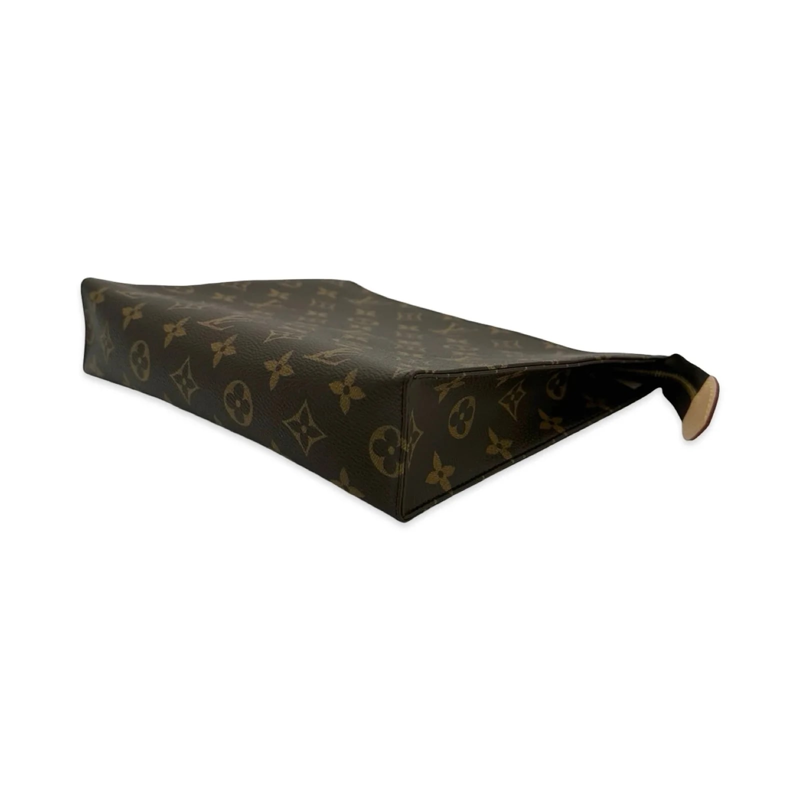 Louis Vuitton Toiletry 26 3