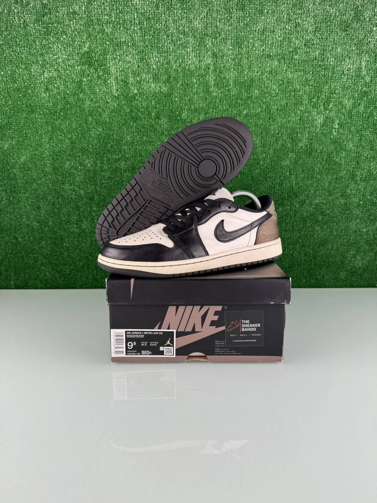 Jordan — Air Jordan 1 Retro OG Low — Sneaker — resale
