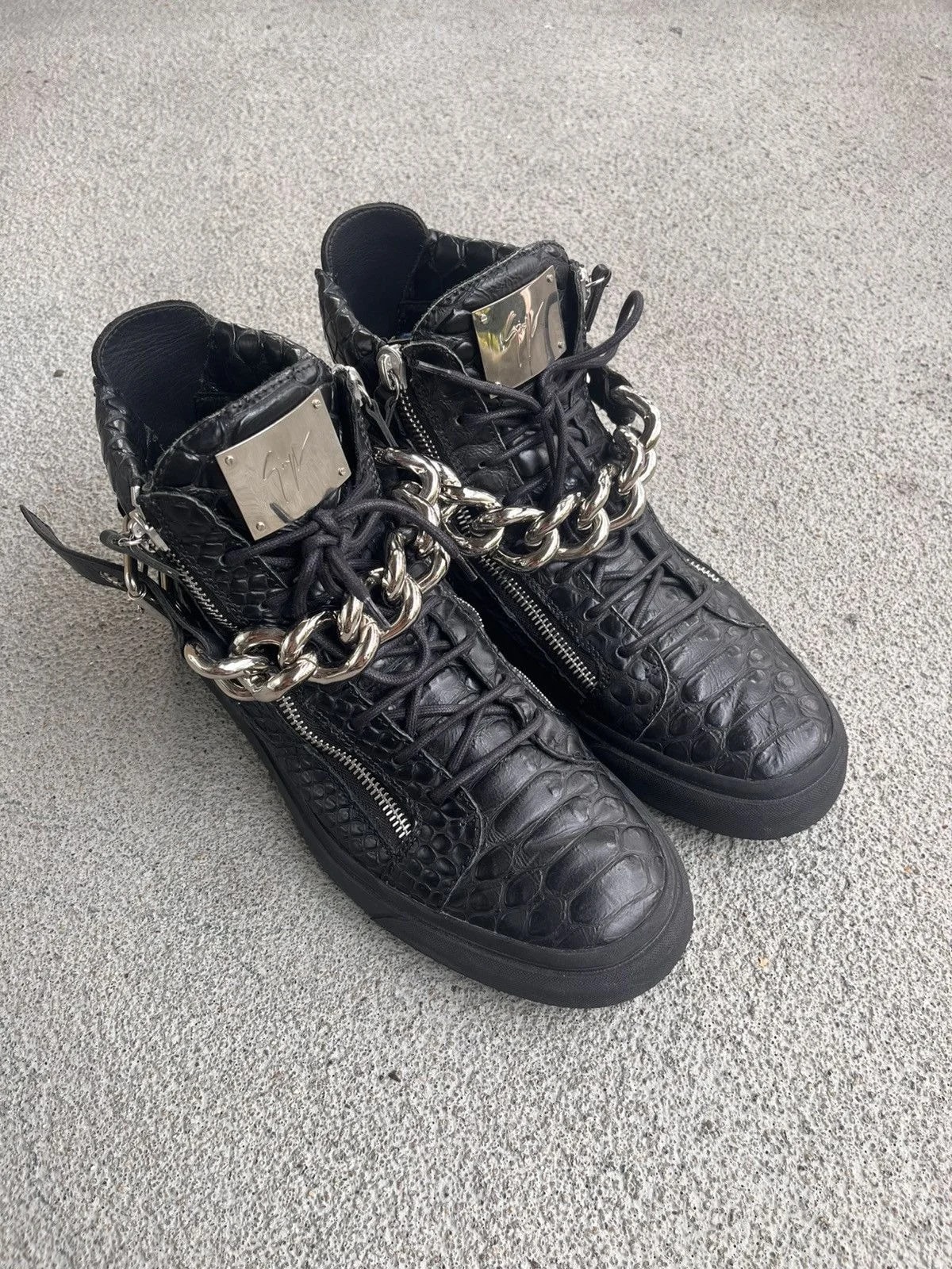 Giuseppe Zanotti — Giuseppe Zanotti “Double Zip” — Sneaker — resale
