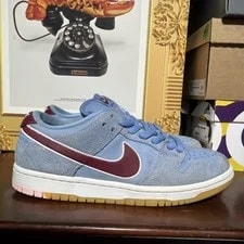 Size 8 - Nike SB Dunk Low Philadelphia Phillies 4