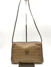 Fendi Small Damaged, 26cm X 17.5cm X 4.5cm 2