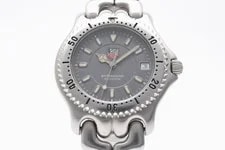 TAG Heuer Professional 200M WG1113 Quartz Black Dial 4