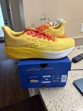 Brooks — Brooks Ghost 17 WTP Pooh & Tigger Running Shoes ’s US 10 D Disney ✅ — Sneaker — resale